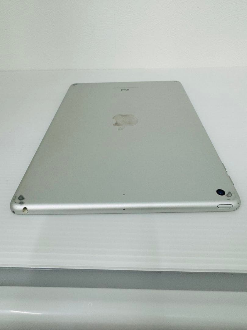 iPad 第5世代 Wi-Fi モデル32GB シルバー