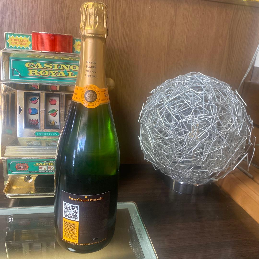 Veuve Clicquot Brut n.v 250周年記念限定ボトル
