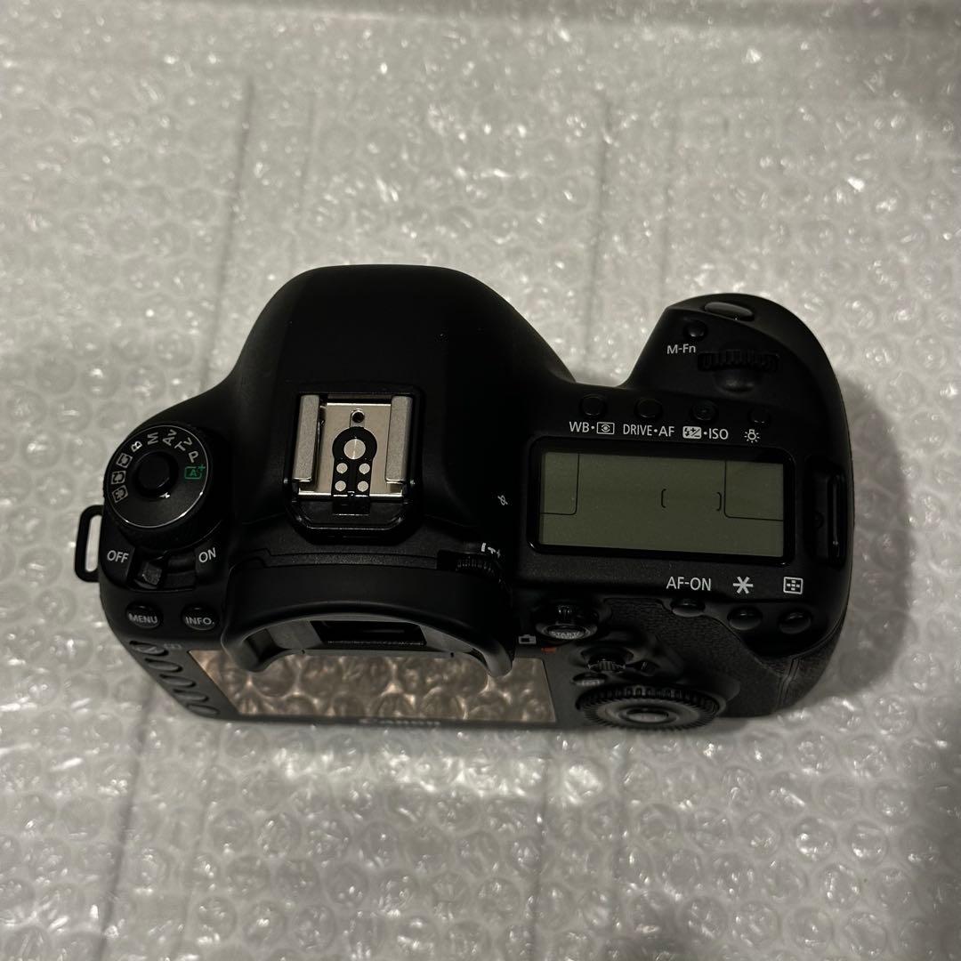 Canon EOS 5D Mark IV ボディ　おまけ予備バッテリーCFカード