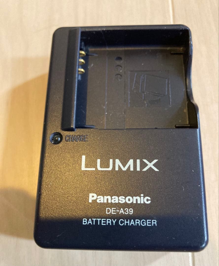 【動作確認済】パナソニック LUMIX DMC-FX33 オールドコンデジ