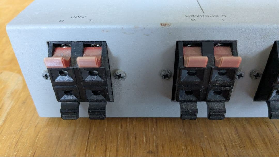 ■LUXMAN スピーカーセレクター AS-5 III 動作確認傷あり