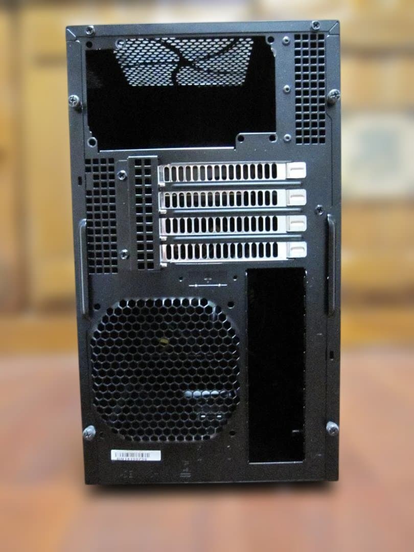 PCケース(自作PC用) SilverStone SST-TJ08B-E