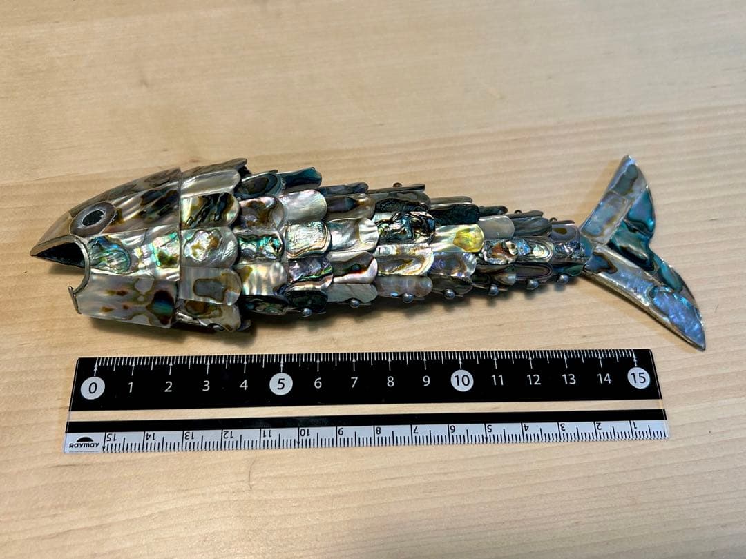 螺鈿　漆器魚型オブジェ自在　約15cm 古美術根付