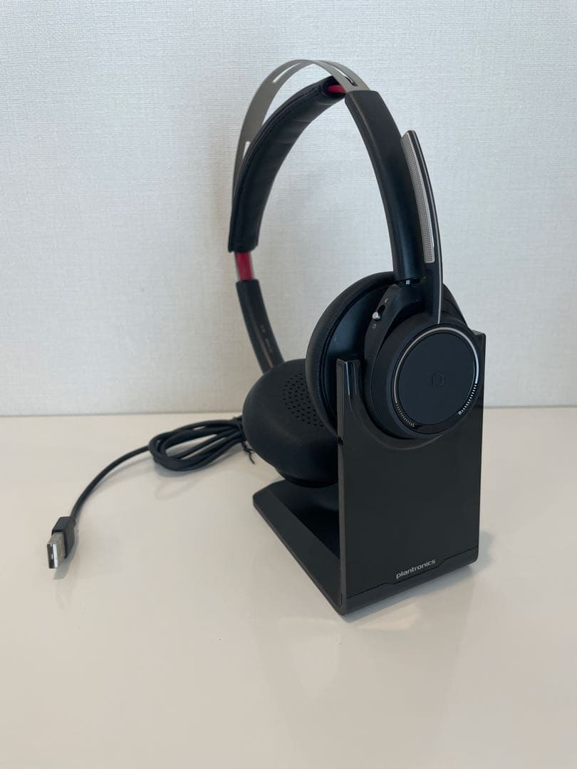 NC搭載ワイヤレスヘッドセット Poly Focus UC B825-M