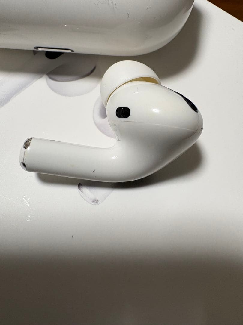 AirPods Pro 第1世代　イヤホン　アップル　ノイズキャンセリング　箱付