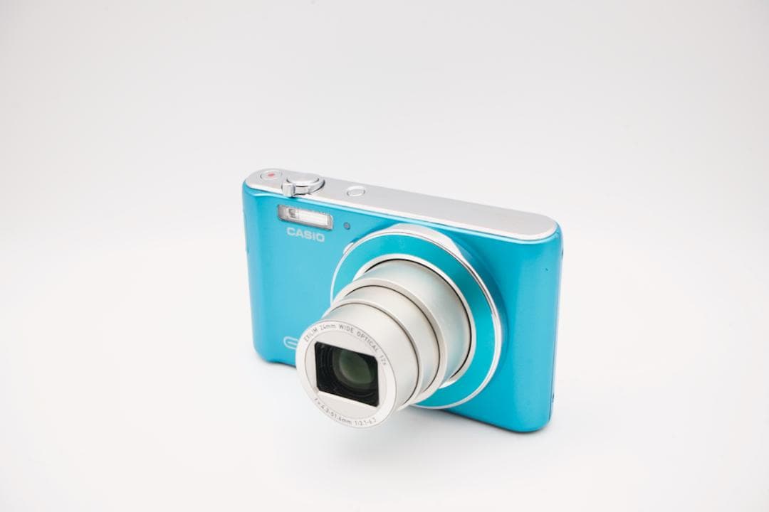 【ほぼ新品・美品】カシオ CASIO EXILIM EX-ZS210