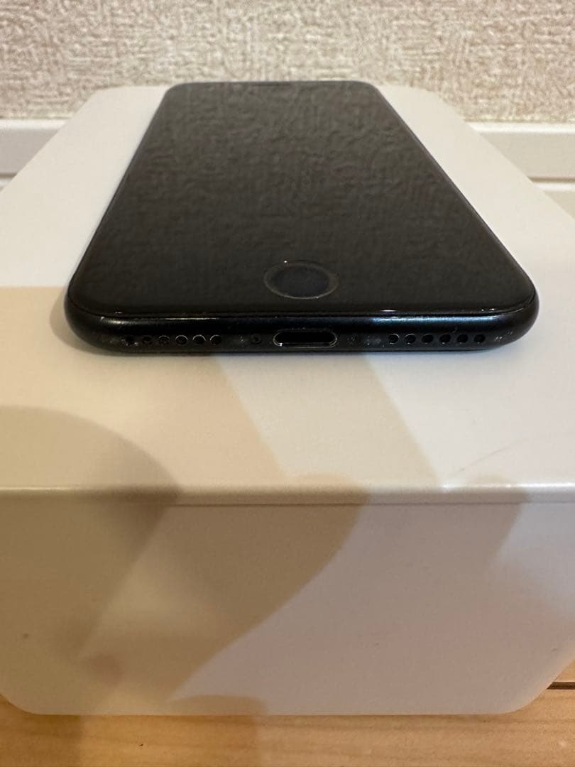 iPhone se2 64G ジャンク　カメラ故障