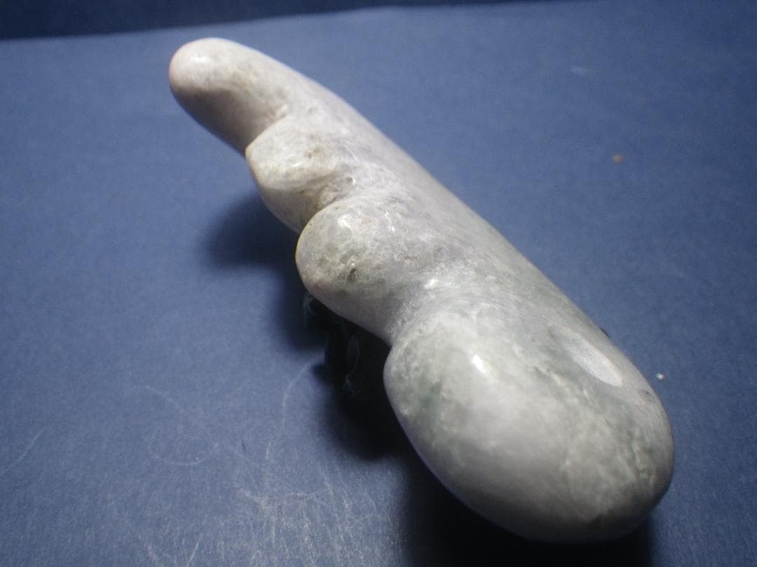 勾玉 翡翠　古代 　２５０６２９－１