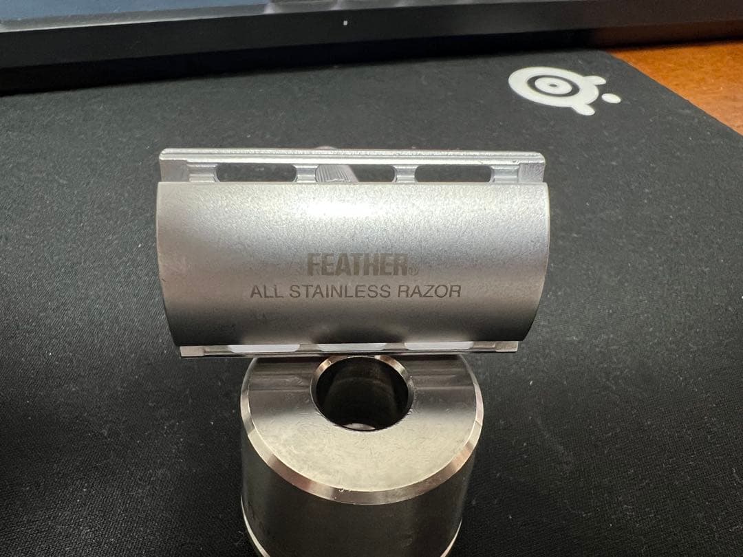 Feather AS‑D2（フェザー AS‑D2） ステンレス製