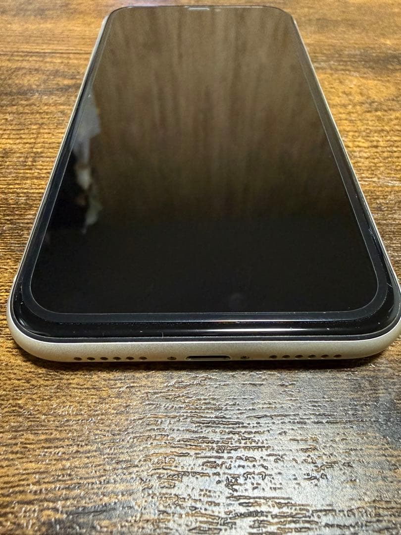 Apple iPhone 11 ホワイト 128GB
