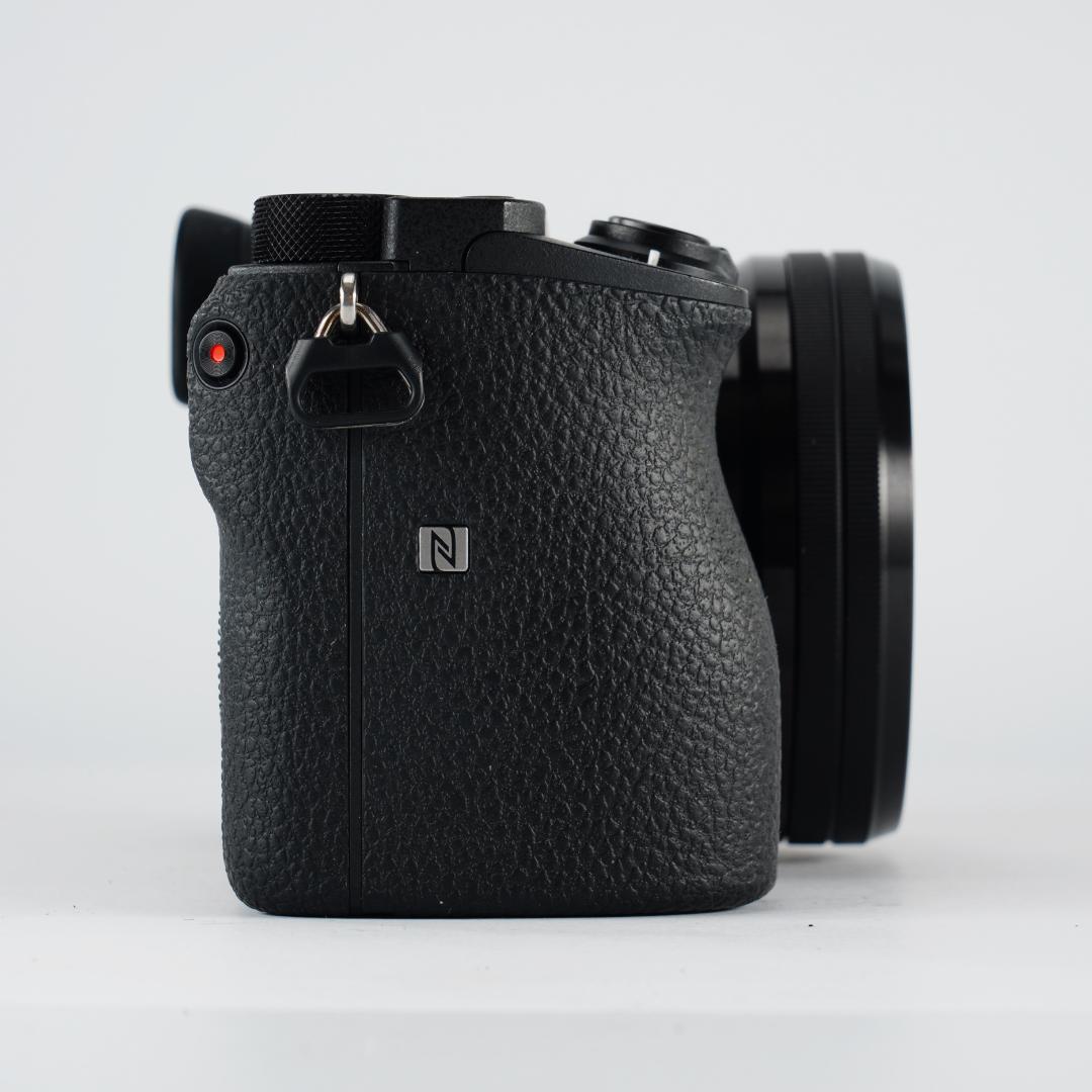 未使用級/1298回/SONY α6500L/5軸手ぶれ補正/64GB付