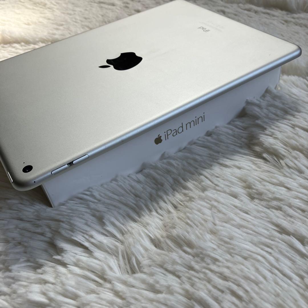 【完動品】iPad Air2 32GB 【すぐ発送】【付属品】