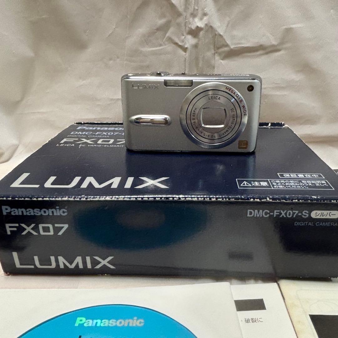 箱付き Panasonic LUMIX DMC-FX-07