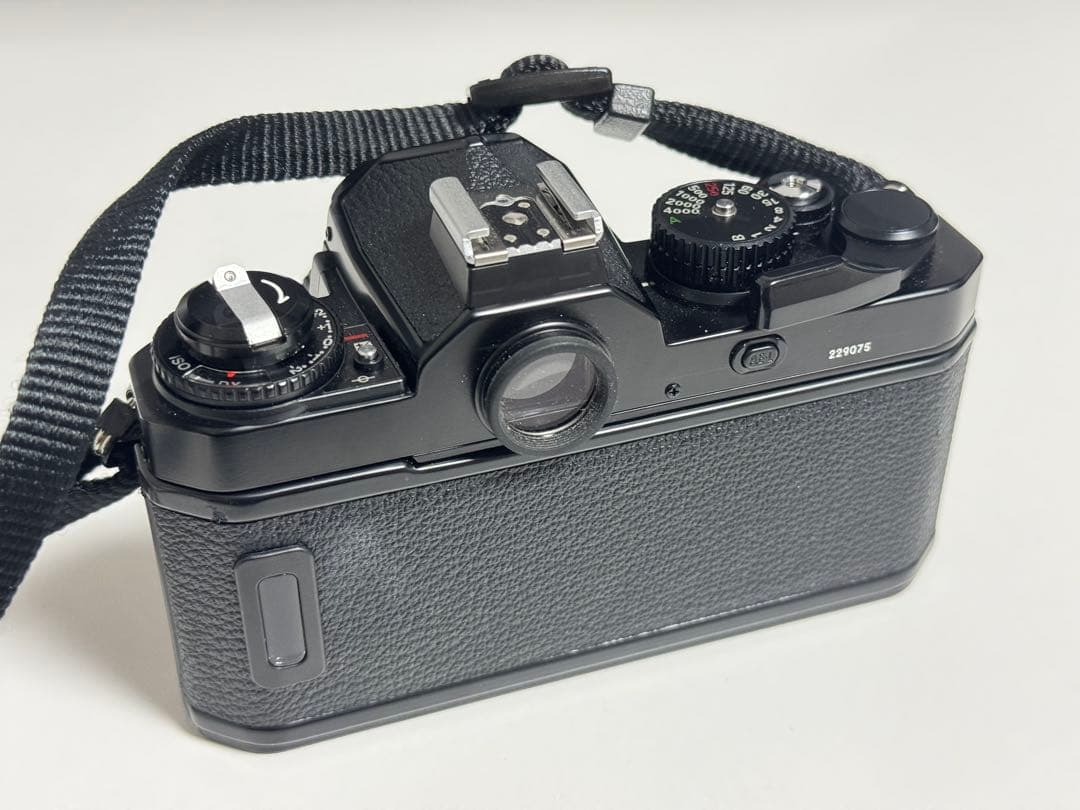 C*_様 Nikon FM3Aボディ+45mmレンズセット フィルムカメラ ブラ