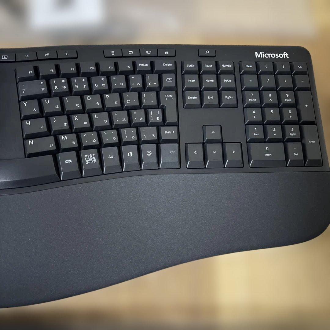 【新品・未使用】マイクロソフト エルゴノミック キーボード LXN-00018