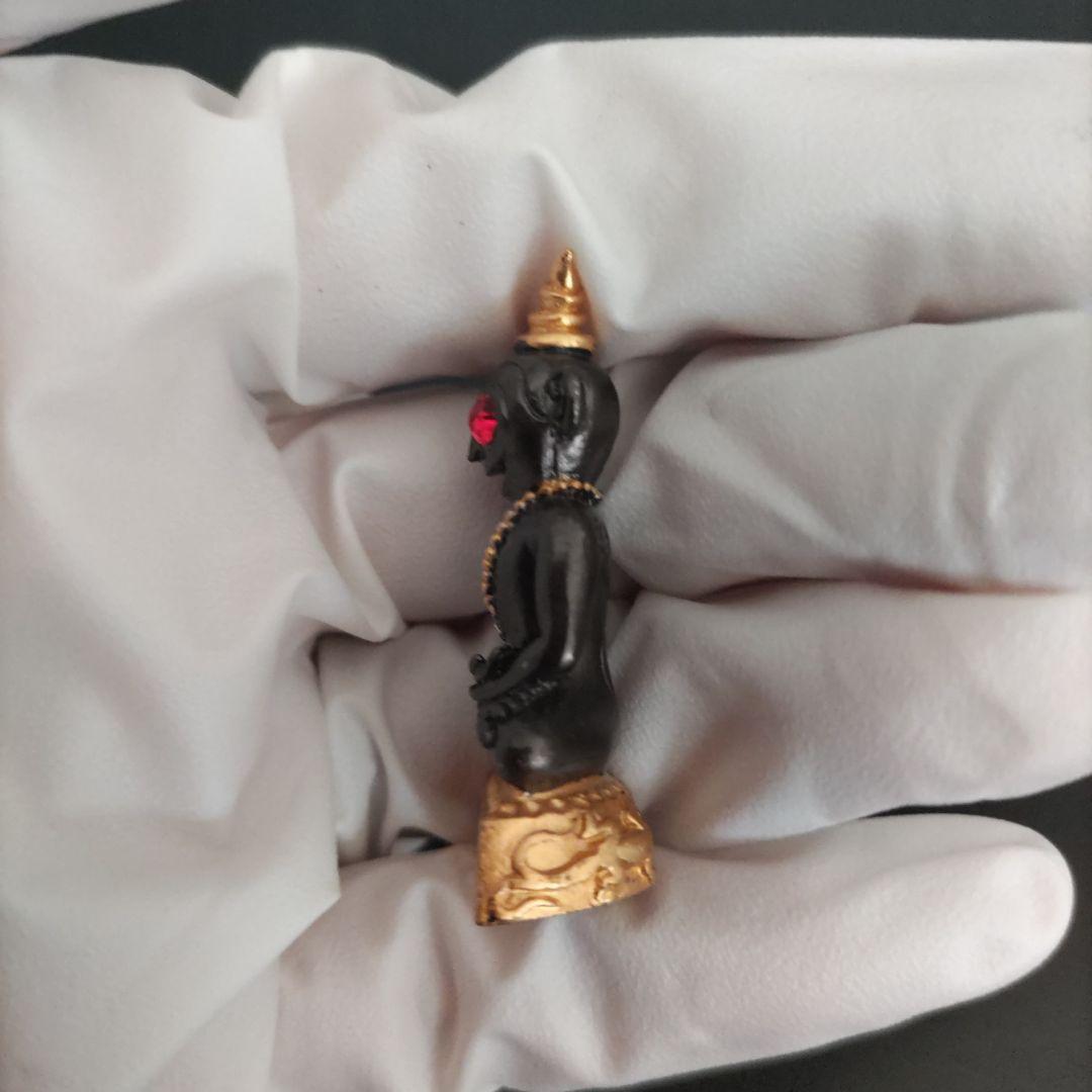タイのお守り 精霊ンガン プラクルアン