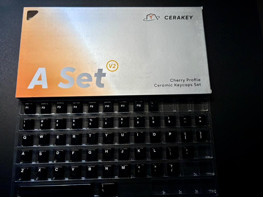 Cerakey V2 Aセット＋ Year of the Dragon セット