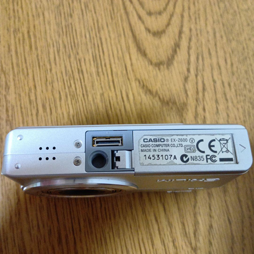 CASIO EX-Z600デジタルカメラ