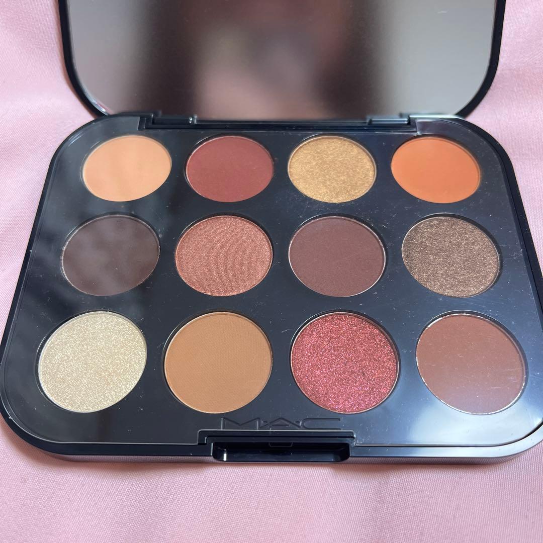 Mac アイシャドウ パレット x 12 フューチャー フレーム