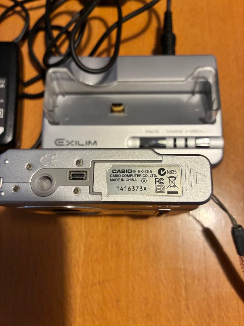 CASIO EXILIM 5.0メガピクセル デジタルカメラ