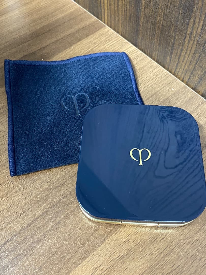 CHANEL＆クレドポーボーテ　パウダーセット