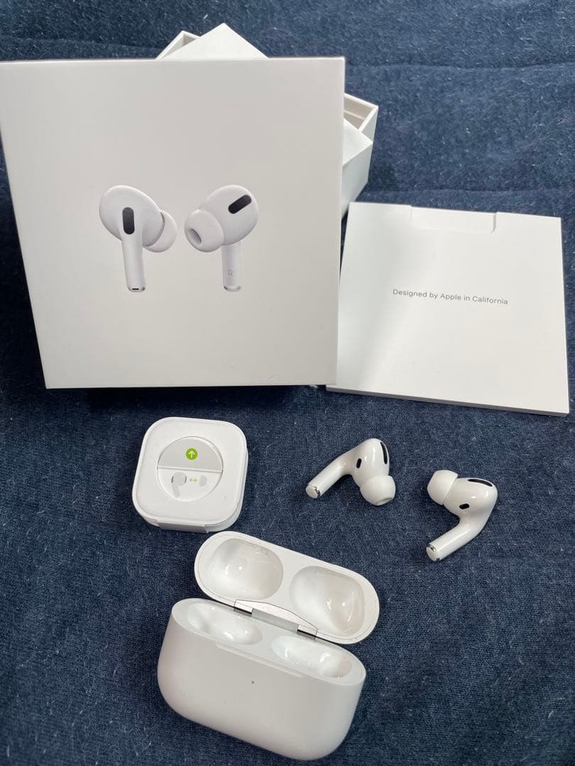 AirPods Pro ワイヤレス充電ケース付き　値下げ