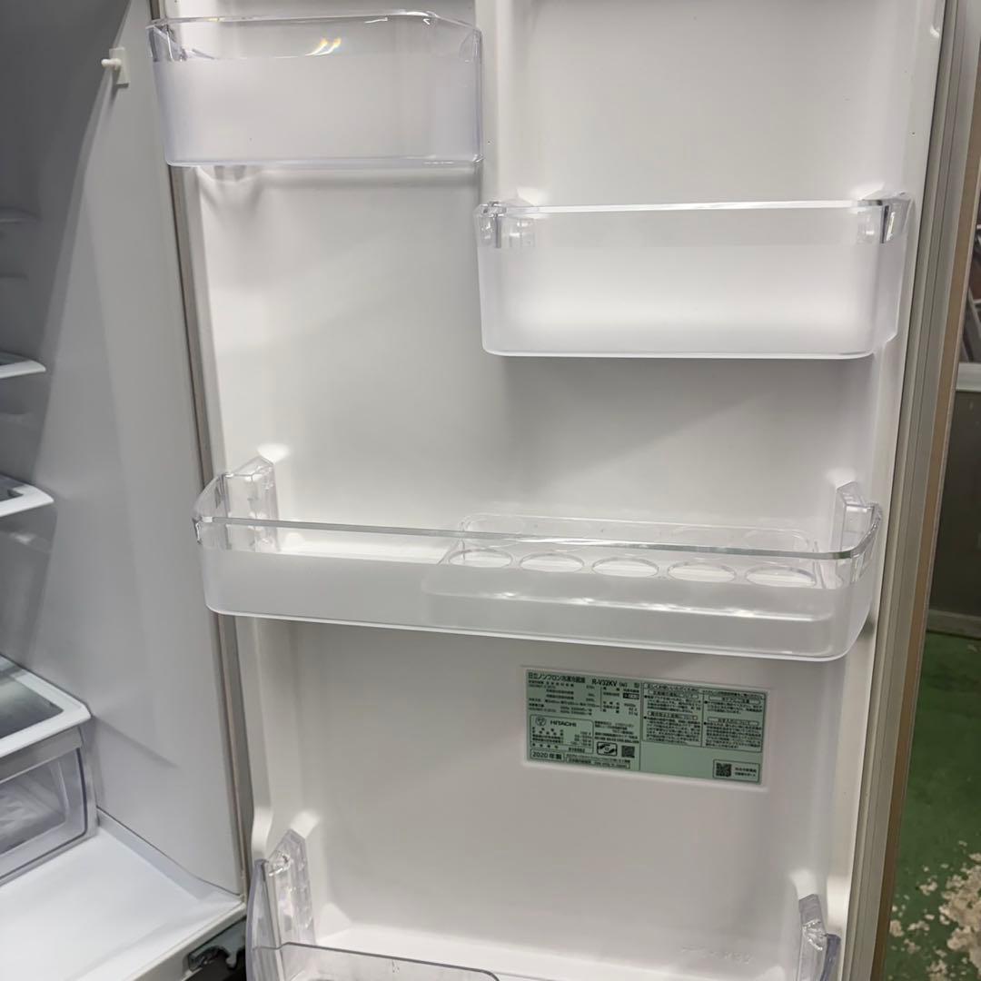 824 大型冷蔵庫　2020年製　日立　300L〜400L 自動製氷機付き　格安