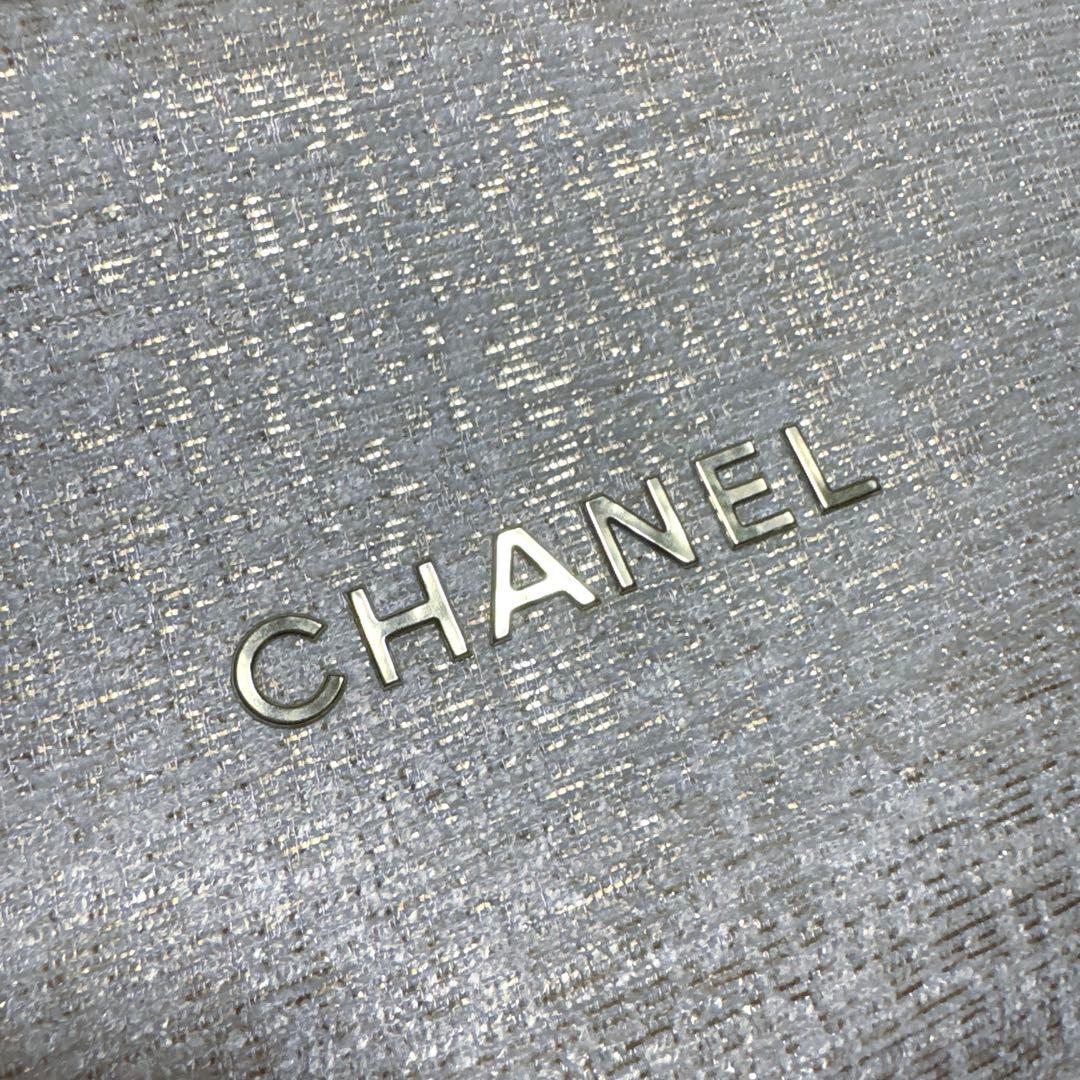 CHANEL クリスマスコフレ 限定 ポーチ