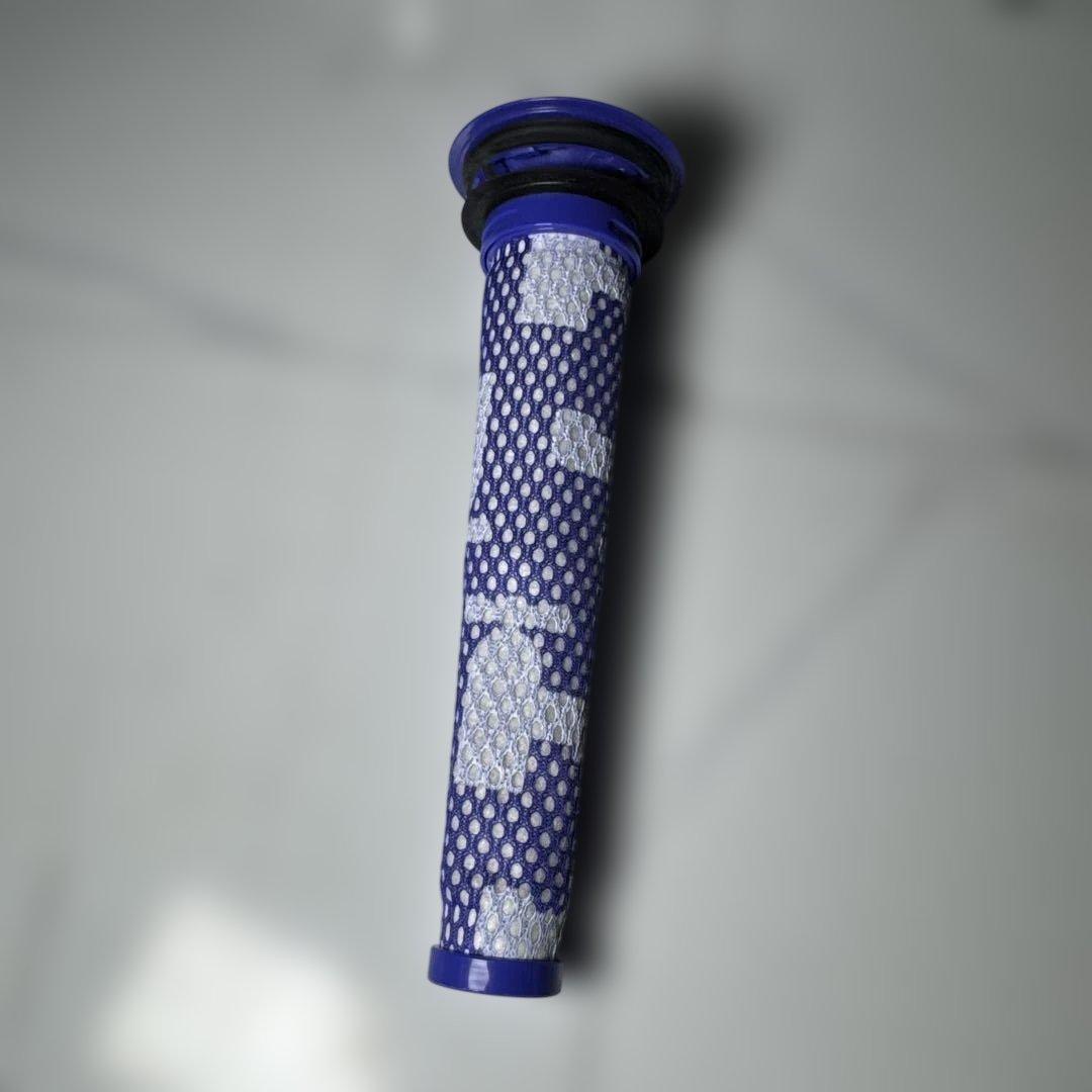 Dyson V7 Slim 動作確認済 簡易清掃済 付属品一式！ 【A-126】