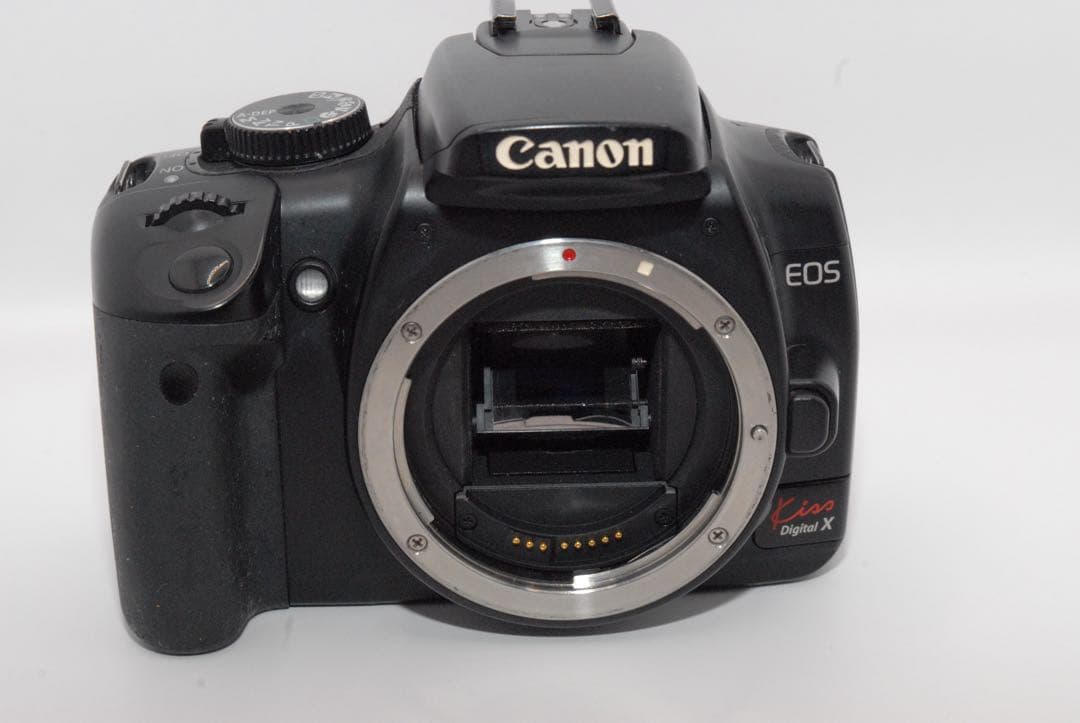 初めての一眼レフに Canon Kiss Digital X レンズセット