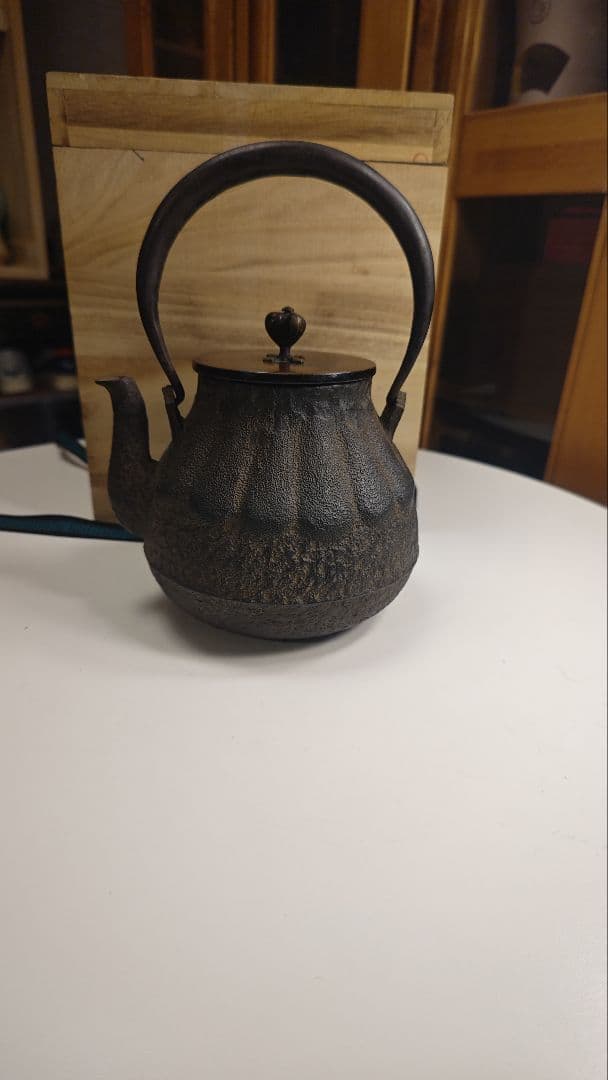 未使用品　松栄堂　小振り鉄瓶　箱付き