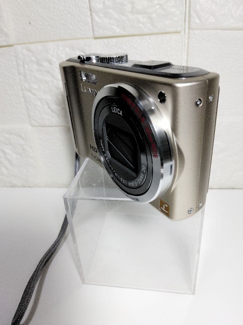 【美品】デジタルカメラ　Panasonic LUMIX DMC-TZ10