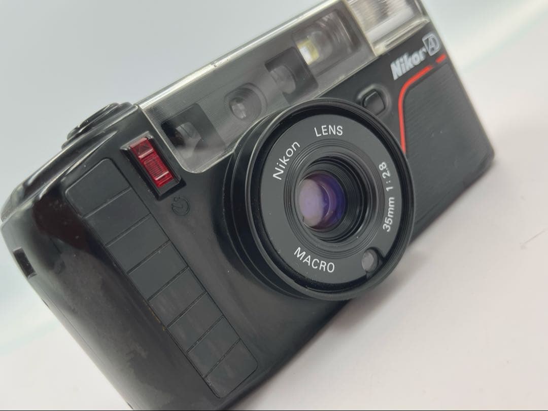 【完動品】Nikon ピカイチ　L35 AD3・フィルムカメラ・ 動作確認済み