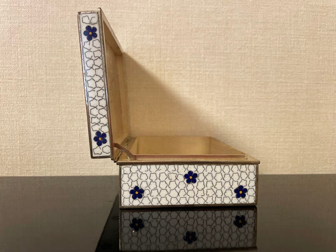 Inaba 稲葉七宝　ヴィンテージ　花模様　七宝焼ボックス