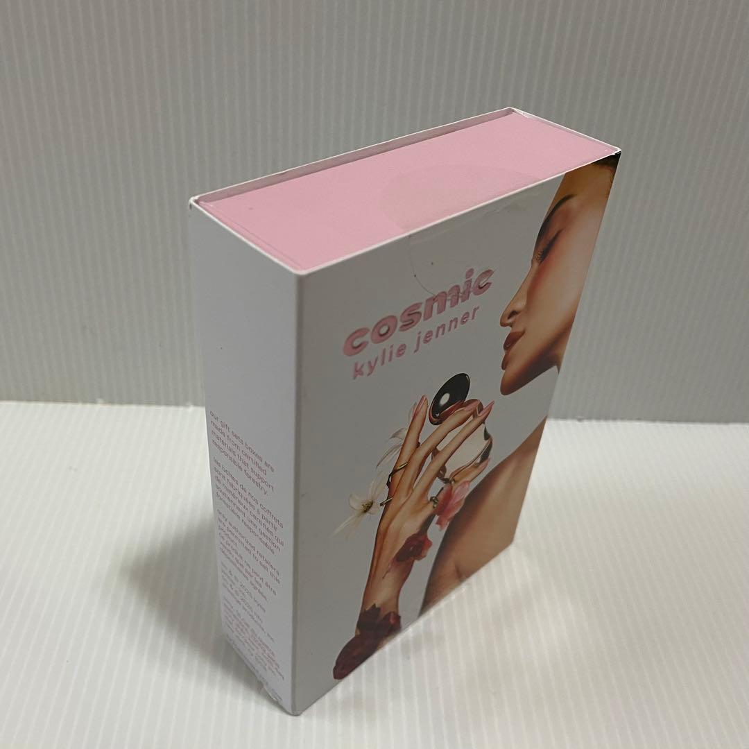 【新品未開封】カイリージェンナー　香水　cosmic & cosmic 2.0