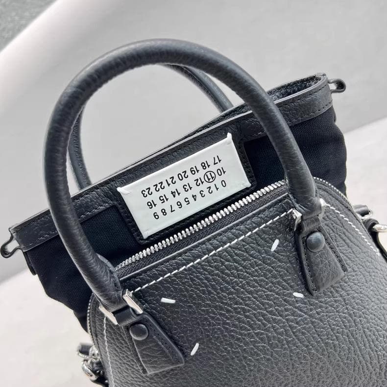 Maison Martin Margiela 5ACレザー ブラック ショルダー