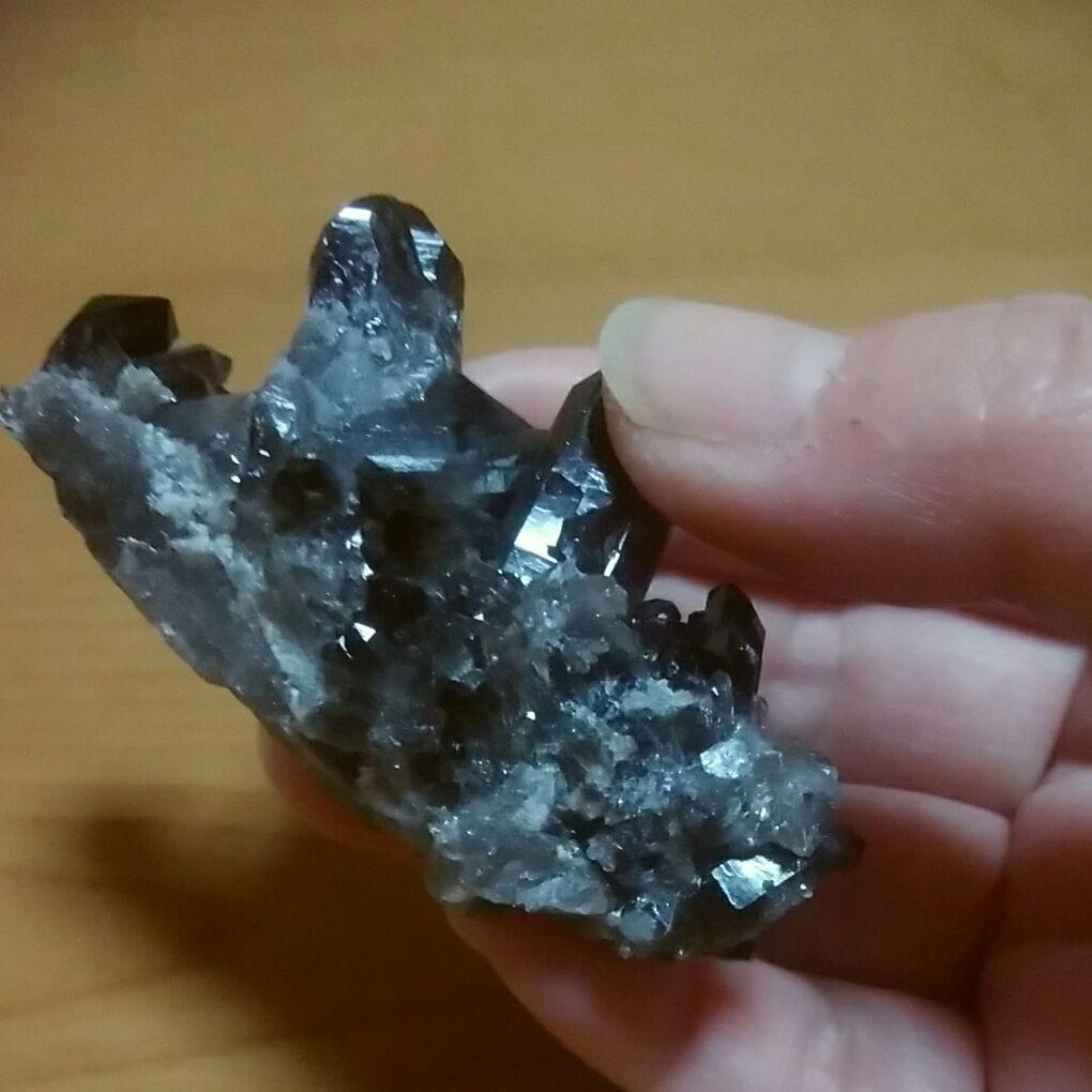 黒水晶　ミニクラスター結晶約38g
