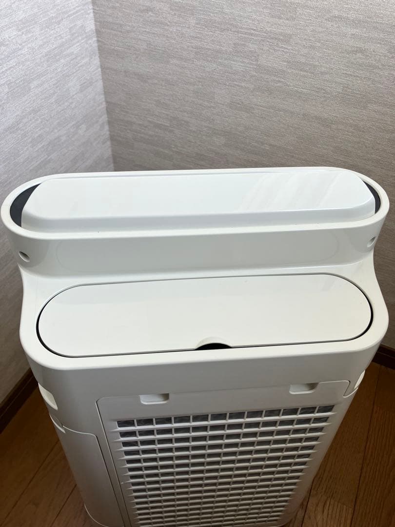 SHARP プラズマクラスター 加湿空気清浄機 KC-J50-W 2019年製