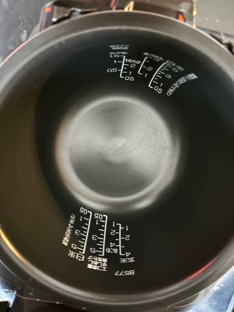 象印 炎舞炊き　炊飯器 NW-PT10 黒