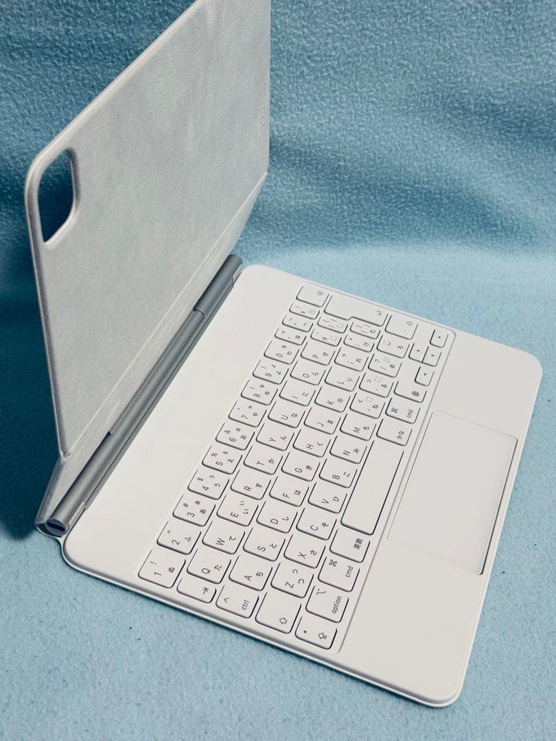 Apple Magic Keyboard iPad11インチ用 白 ほぼ新品！