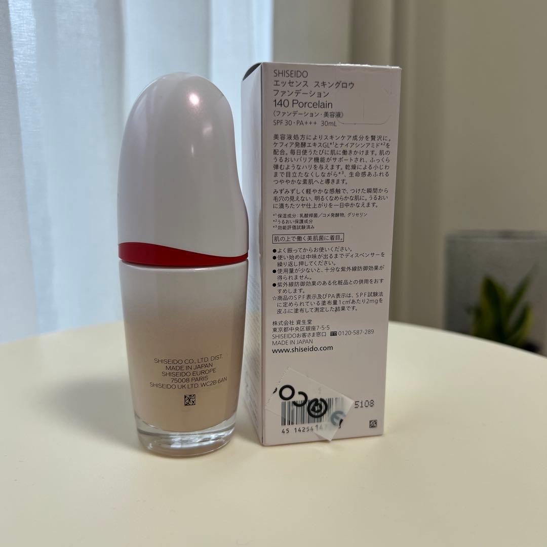 ファンデーション SHISEIDO REVITALESSENCE SKIN GLOW 140