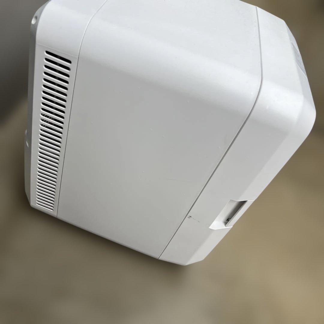 ツインバード ポータブル　保冷保温庫 20L HR-EB08
