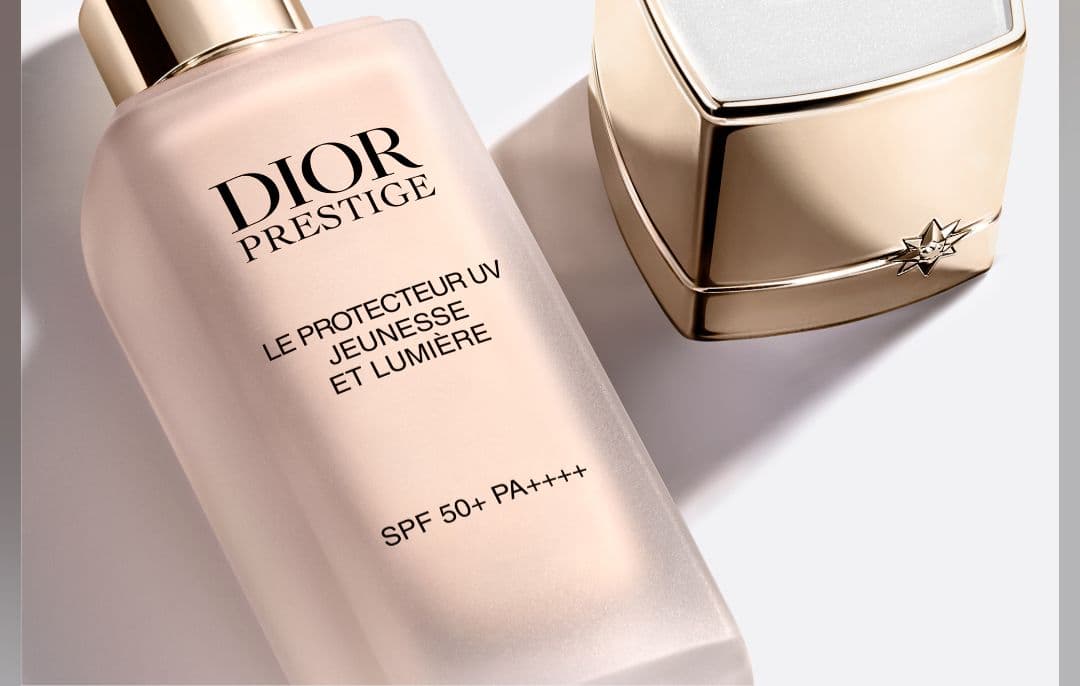 Diorプレステージ ホワイトルプロテクターUV ルミエールシアーグロウ