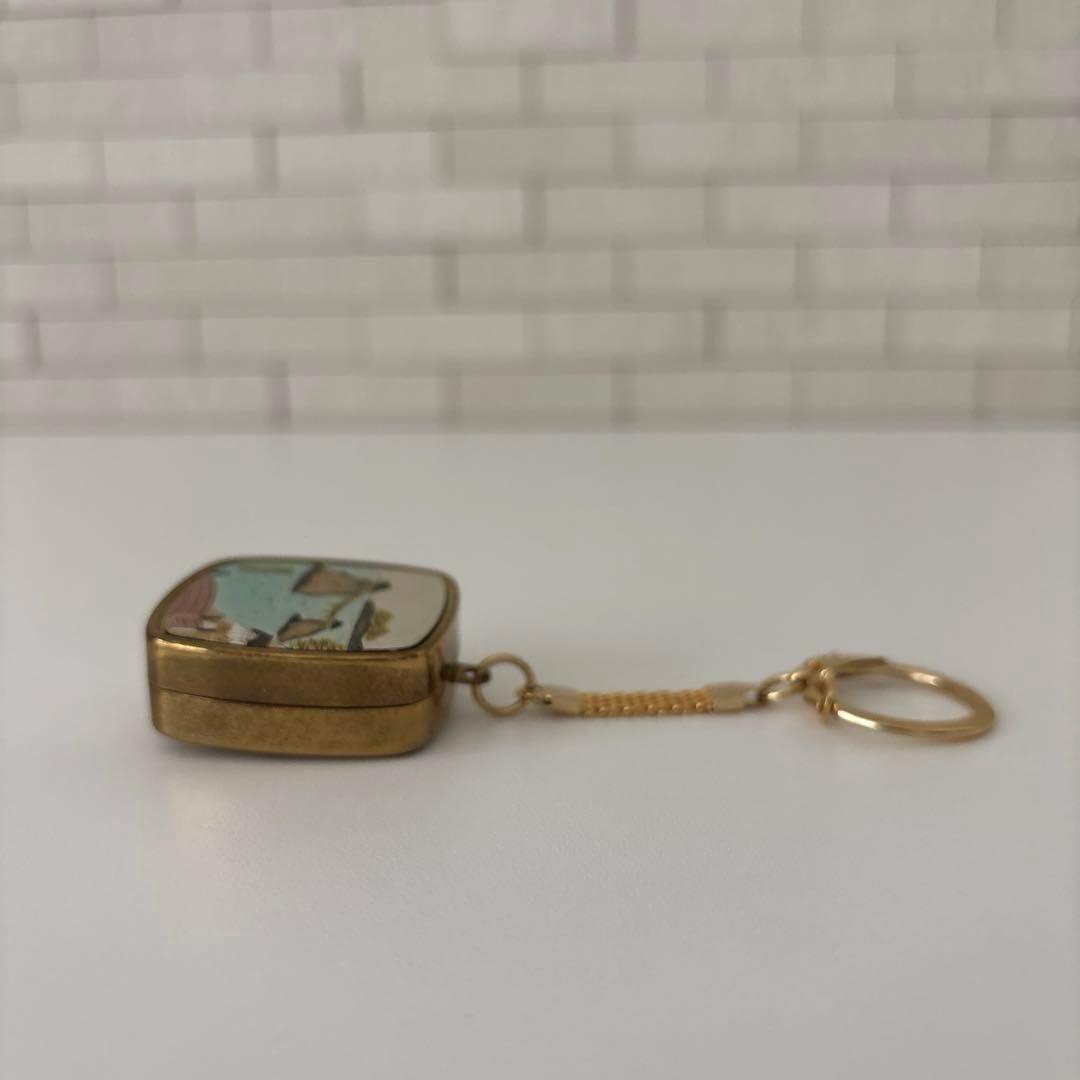 【未使用】SANKYO製彫金アンティーク　オルゴール　キーホルダー　昭和レトロ