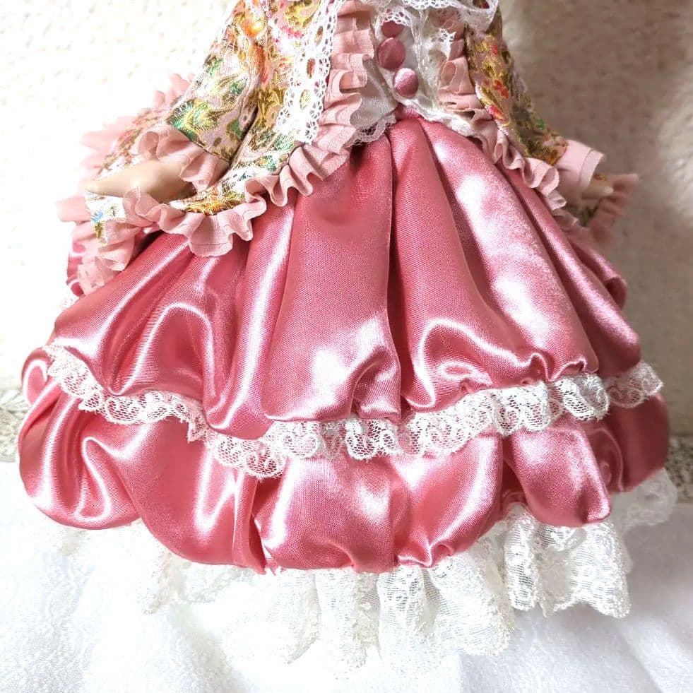 【SALE】2012　years　ペコちゃん　ビスクドール　限定品　希少　美品