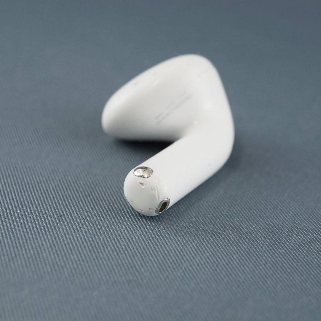 AirPods 4 右イヤホン USED品 ANC搭載 MXP93J/A 完動