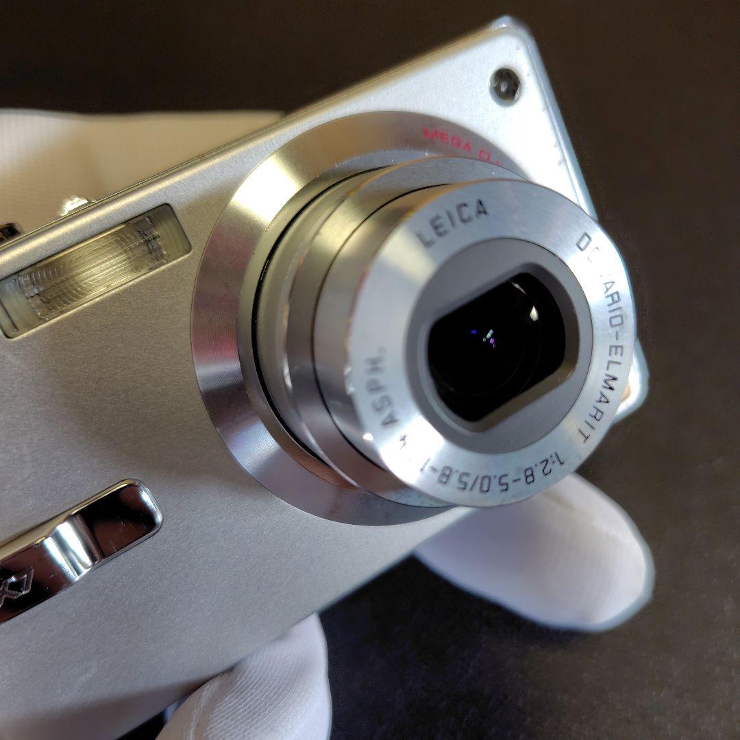 Panasonic デジタルカメラLumix DMC-FX7 シルバー