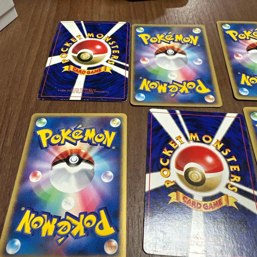 ポケモンカード　ピカチュウ12枚セット