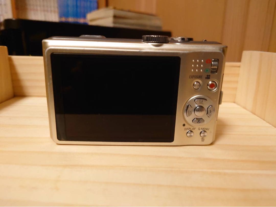 美品！ LUMIX DNC-TZ10