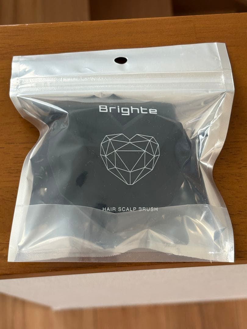 【新品】Brighte 化粧水・トリートメント・育毛剤・ブラシ4点セット
